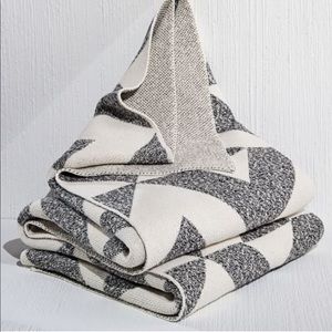 West Elm/Happy Habitat Recycled Cotton Throw